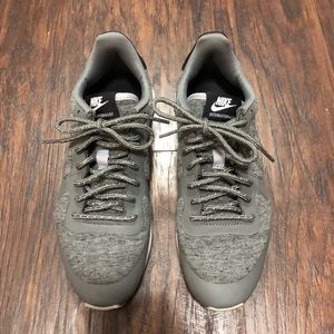 Women’s Nike Internationalist Tennis Shoes